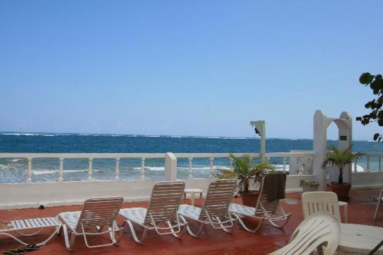 Aleli By The Sea Guest House San Juan Zewnętrze zdjęcie